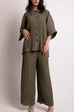 Load image into Gallery viewer, Solid Color Shirt And Trousers Casual Suit
