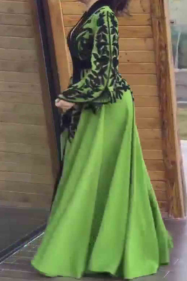 Mid-Length Printed Dress With Waist
