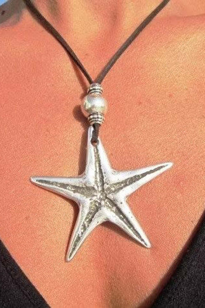 Retro Trend Starfish Leather Rope Alloy Necklace leemho