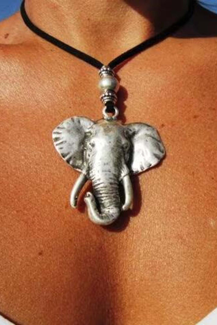Vintage trendy metallic silver elephant necklace